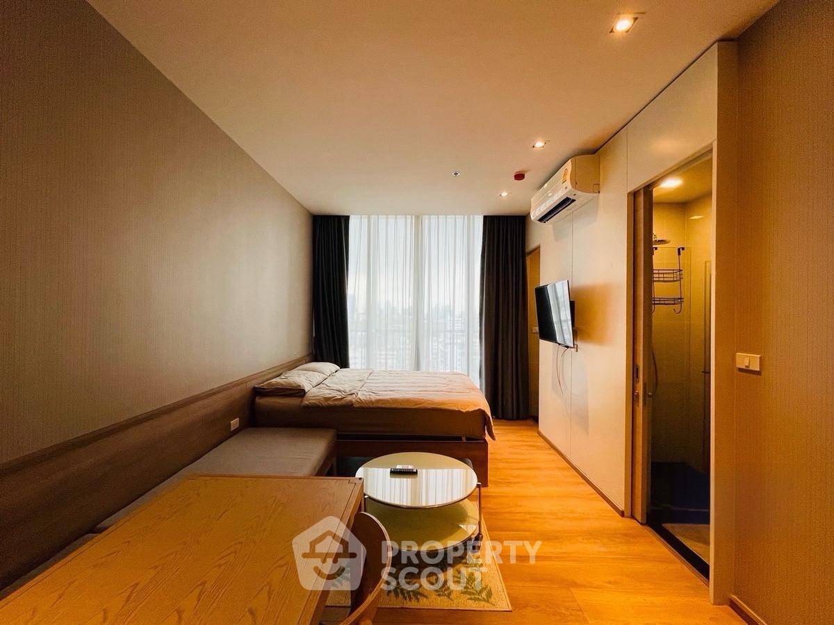 picture Studio Condo at Park Origin Phrom Phong near BTS Phrom Phong (ID 2643185) - 1/7