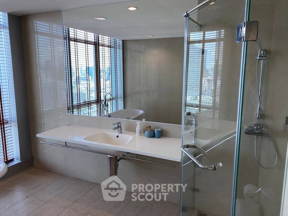 picture 32nd-Floor 3-BR 400 Sqm Baan Sathorn Chaopraya BTS Krung Thon Buri (ID 3382635) - 5/16