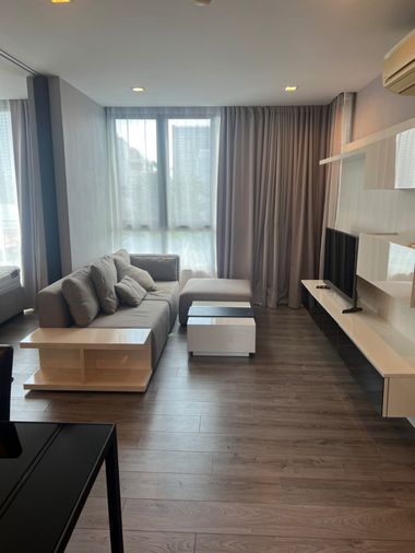 1-bed condo for rent, 42 sqm, The Room Sukhumvit 40