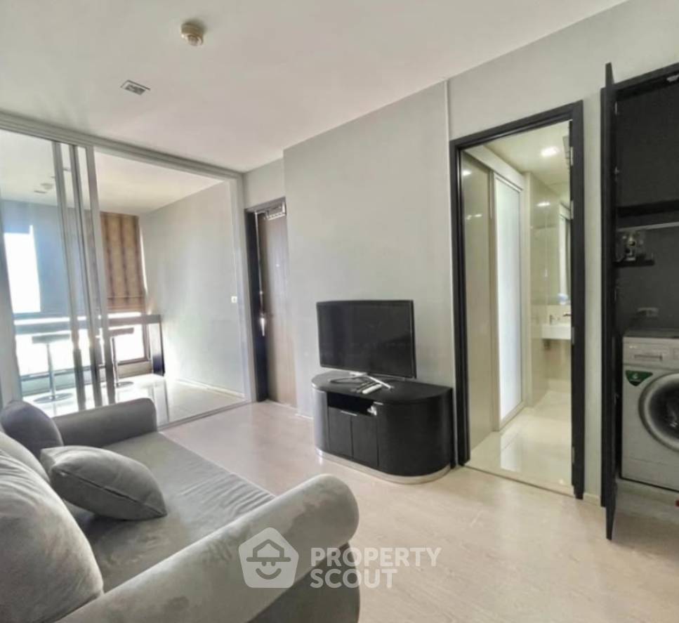 picture 70m To BTS Phra Khanong | 1-BR Rhythm Sukhumvit 44/1, 16th Floor (ID 3383738) - 1/3