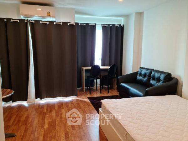 picture 30th-Floor 1-BR At Lumpini Ville Phatanakan-Srinakarin (ID 1990840) - 5/9