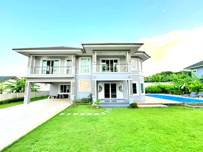 บ้านเดี่ยวให้เช่า : ให้เช่าพูลวิลล่า 5 ห้องนอน พร้อมสนามหญ้าขนาดใหญ่ | สันทราย–ดอยสะเก็ด เชียงใหม่ (EN below)