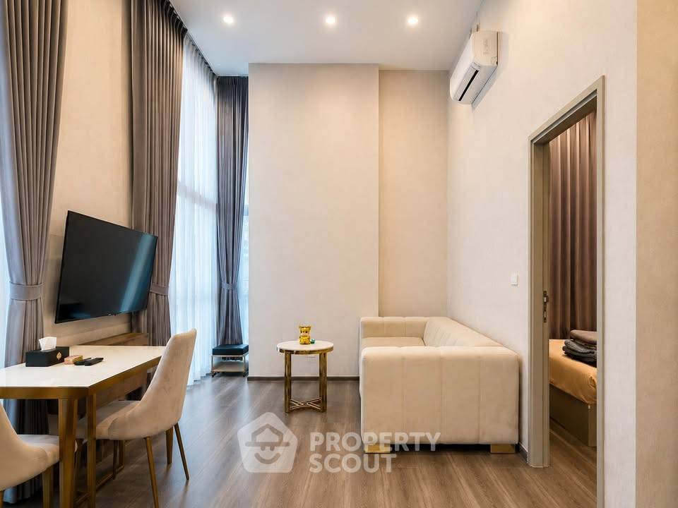 picture 2-BR Condo at Knightsbridge Space Ratchayothin near BTS Ratchayothin (ID 3384228) - 4/10