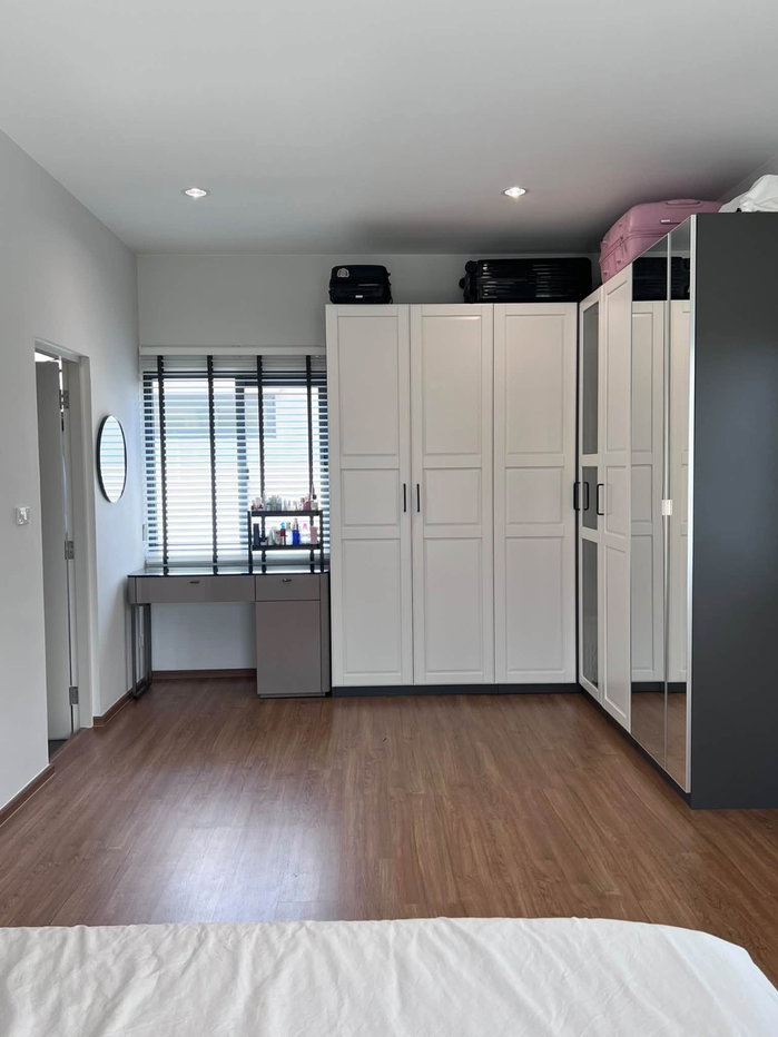 รูป ให้เช่าบ้านเดี่ยว : GRANDE PLENO กรุงเทพกรีฑา 4 ห้องนอน 4 ห้องน้ำ มีพื้นที่สวน เฟอร์ครบพร้อมอยู่ ใกล้ Nirvana PORCH - รูปที่ 15/20