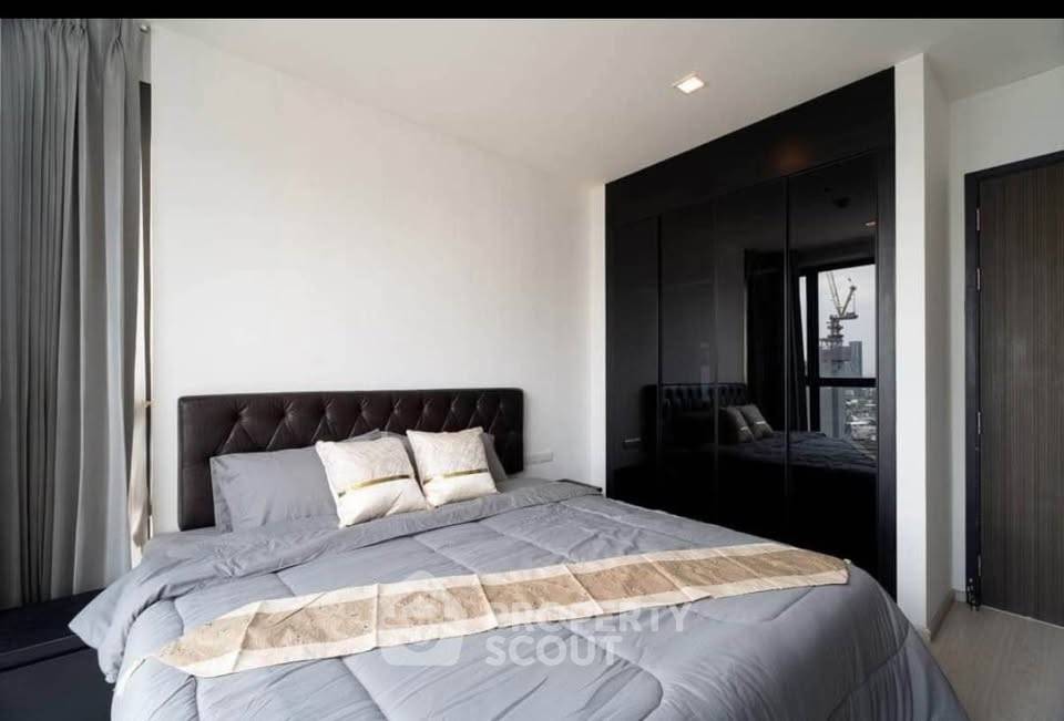 picture 70m To BTS Phra Khanong | 20th-Floor 2-BR At Rhythm Sukhumvit 44/1 (ID 3383769) - 11/18