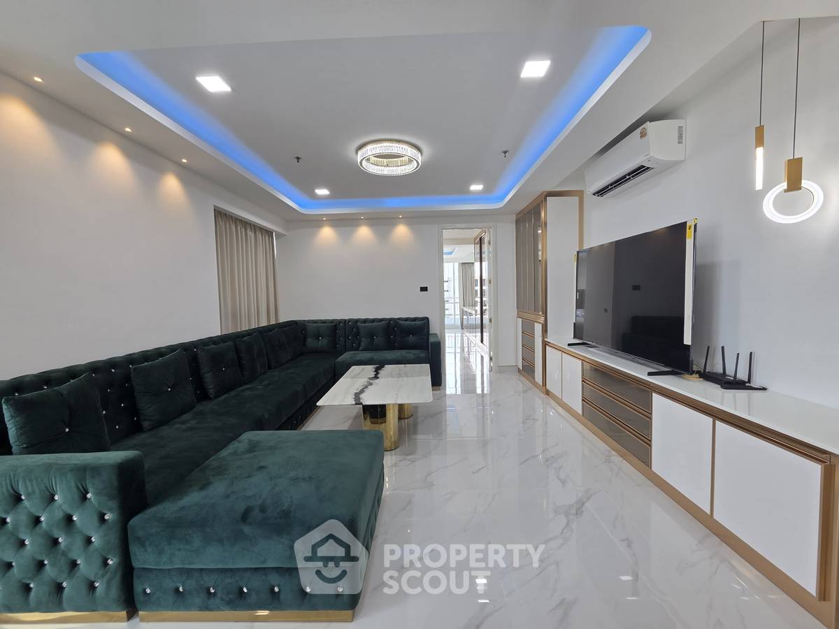 picture Spacious 2-BR 127 Sqm At Supalai Prima Riva Rama 3 Narathiwas (ID 3384455) - 5/28