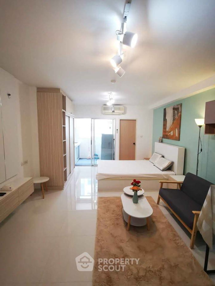 picture 1-BR Condo at City Home Ratchada near MRT Huai Khwang (ID 3383684) - 1/17