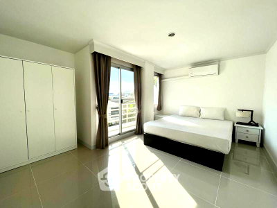 Condos for rent : 2-BR Condo at Waterford Park Rama 4 near BTS Phra Khanong (ID 1378859)