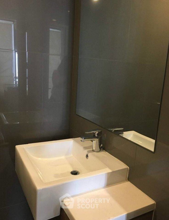 picture 200m To BTS Surasak: 23rd-Floor 1-BR Noble Revo Silom (ID 514890) - 5/10