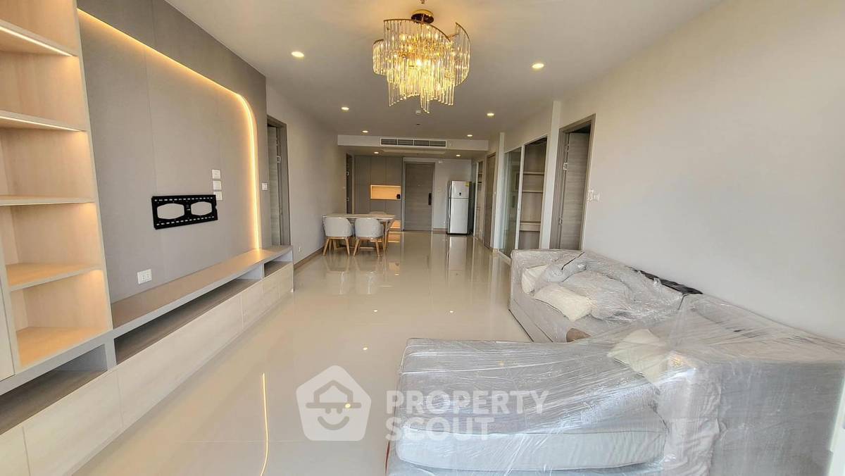 picture Spacious 2-BR 128 Sqm Condo At Supalai Riva Grande (ID 1985453) - 1/10