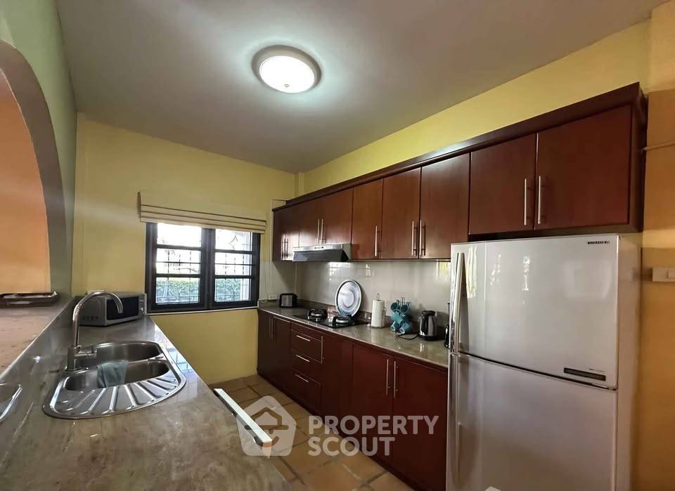 รูป บ้าน 3-ห้องนอน ที่ เขาน้อยวิลเลจ ใกล้ เมืองหัวหิน (ID 3384954) - รูปที่ 3/21