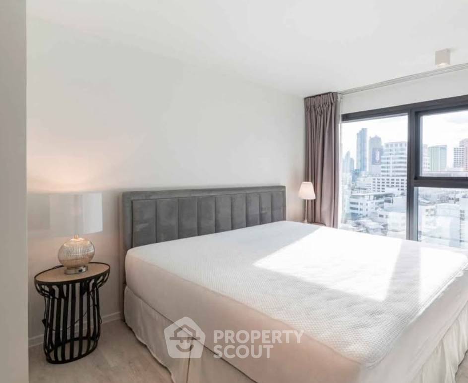 picture 2-BR Condo at The Lofts Silom near BTS Surasak (ID 3374692) - 4/6