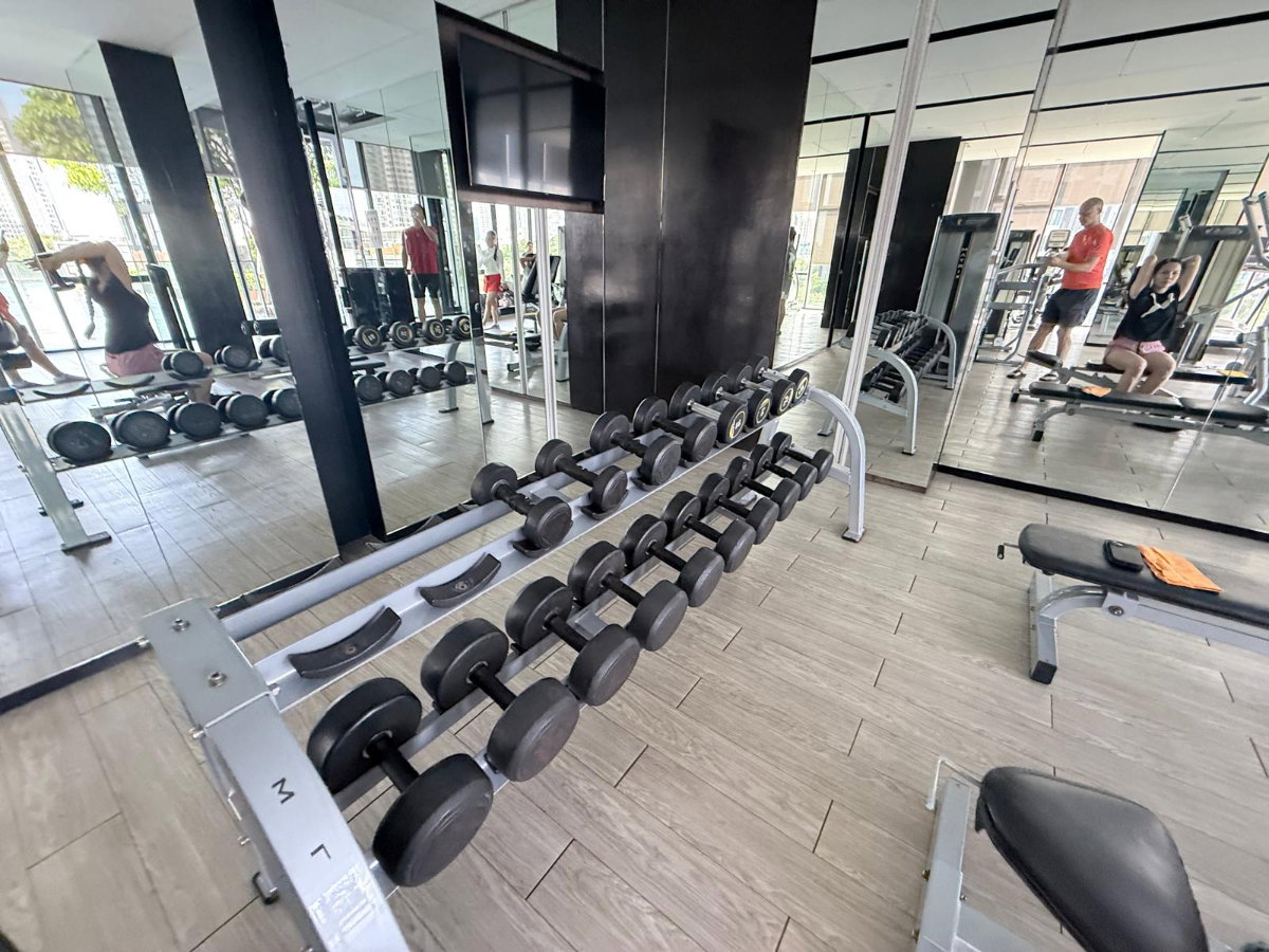 รูป ให้เช่า Condo The Base Park East สุขุมวิท 77 - รูปที่ 23/28