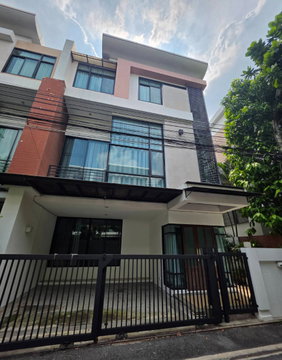 ให้เช่าทาวน์โฮม หมู่บ้านเดอะ ซีนิท (Zenith Townhome) ทำเลห้วยขวาง-เหม่งจ๋าย