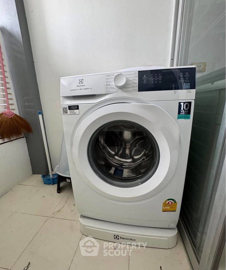 รูป คอนโด 1-ห้องนอน ที่ เดอะรูม สุขุมวิท 64 ใกล้ BTS ปุณณวิถี (ID 3383534) - รูปที่ 8/9