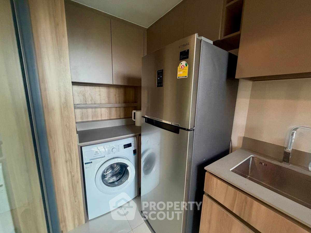 รูป คอนโด 2 ห้องนอน ขาย Taka Haus Ekamai 12 ใกล้ BTS เอกมัย (ID 824917) - รูปที่ 6/15