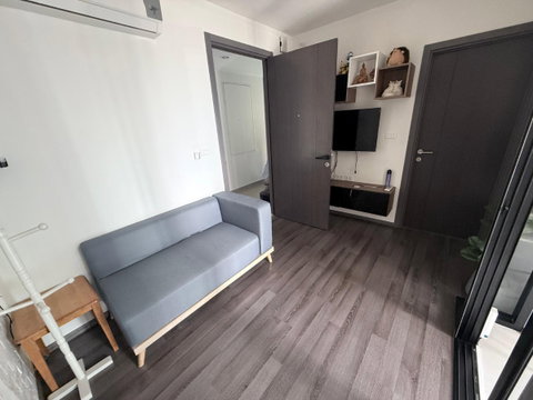 Condo for Rent : The Base Park East