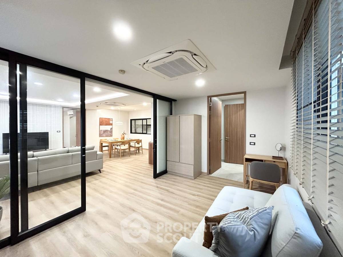 picture Spacious 2-BR 158 Sqm At Riverine Place, Nonthaburi (ID 3384590) - 3/40