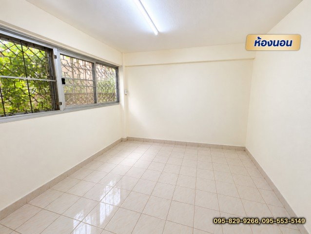รูป ขายบ้านเดี่ยว 2 ชั้น 48 ตร.ว หลังมุม ม.โชคไพศาล มี 6 ห้องนอน 2 น้ำ น้ำไม่ท่วมหมู่บ้าน ใกล้สนามบินดอนเมือง ดอนเมือง กรุงเทพ - รูปที่ 6/8