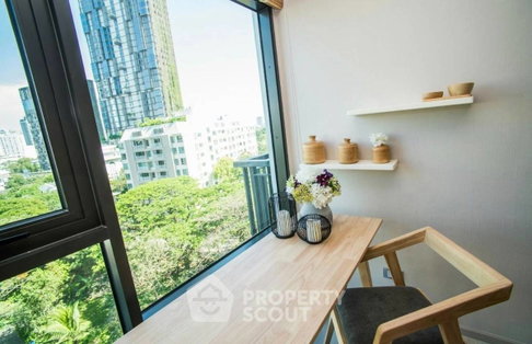 ใกล้ BTS ทองหล่อ 300 เมตร | 1 ห้องนอน Rhythm Sukhumvit 36-38 (ID 1327912)