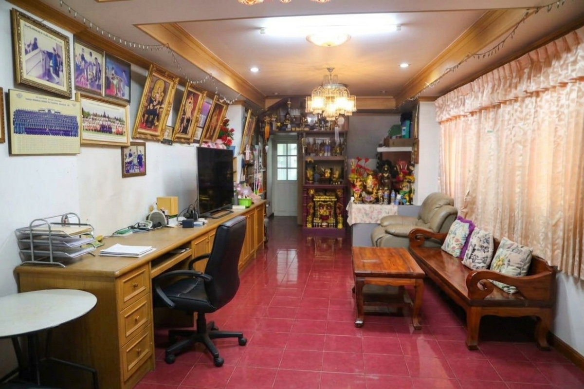 รูป ขายทาวน์เฮ้าส์ 2 ชั้น ประชาสงเคราะห์ 4 ดินแดง | 20 ตร.ว. | 3 นอน 2 น้ำ - รูปที่ 2/10