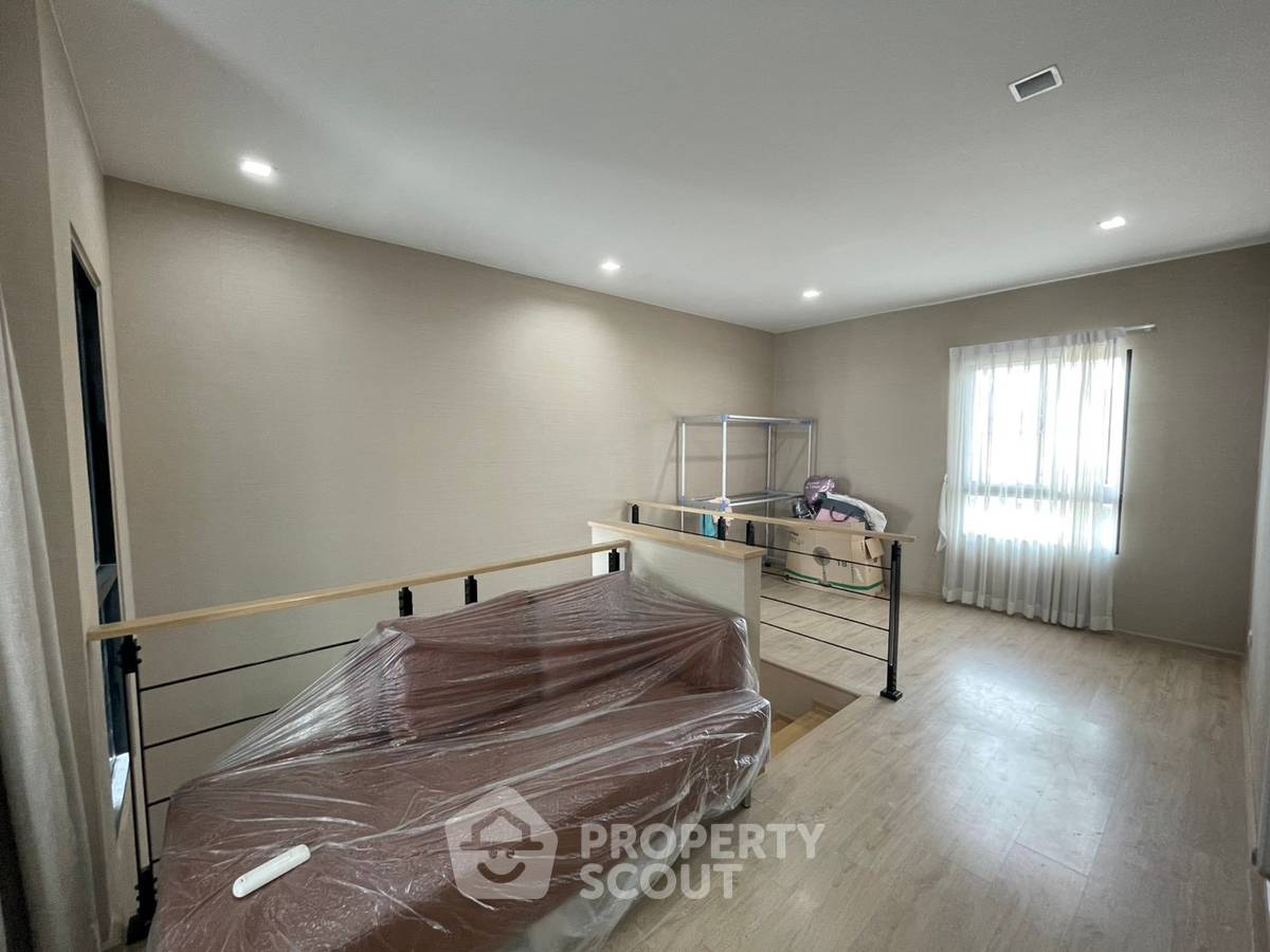 picture 3-BR Townhouse near ARL Ramkhamhaeng (ID 3385053) - 6/18