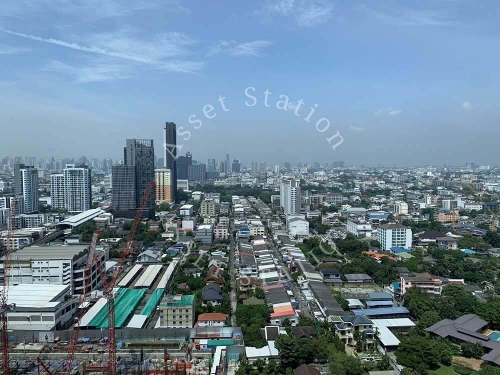 picture Whizdom Essence Sukhumvit I 🚈 Near BTS Punnawithi Station and True Digital Park - 13/18