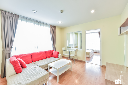 Life@Phahol 18 Location Near Employment, Surrounded by Lifestyles near BTS Saphan Khwai