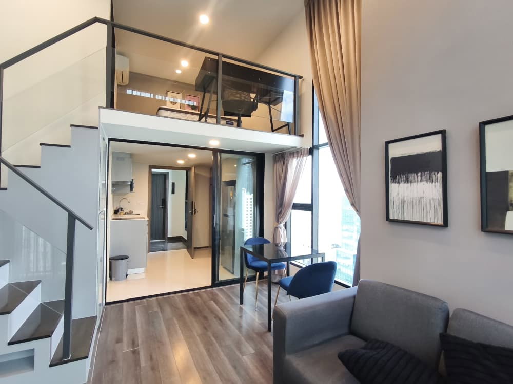 picture Condo for RENT : Knightsbridge Space Rama 9  𝐒𝐢𝐳𝐞 : 41 sqm. Duplex 1 Bed 1 Bath / City View/ Corner   𝐅𝐥𝐨𝐨𝐫 : 21st  ✅Fully furnished - 1/14