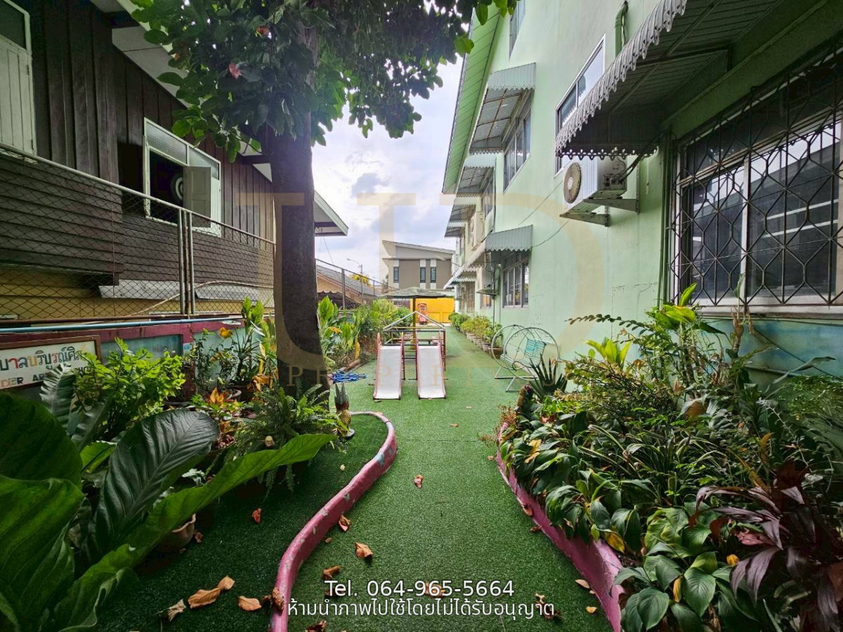 picture Land with 3-Storey Building for Sale in Don Mueang | Only THB 20 Million - 4/14