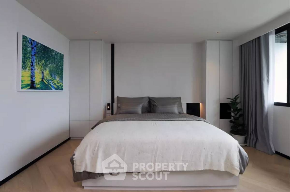 picture 1-BR Condo at Lake Avenue Sukhumvit 16 near BTS Asok (ID 3244047) - 9/12