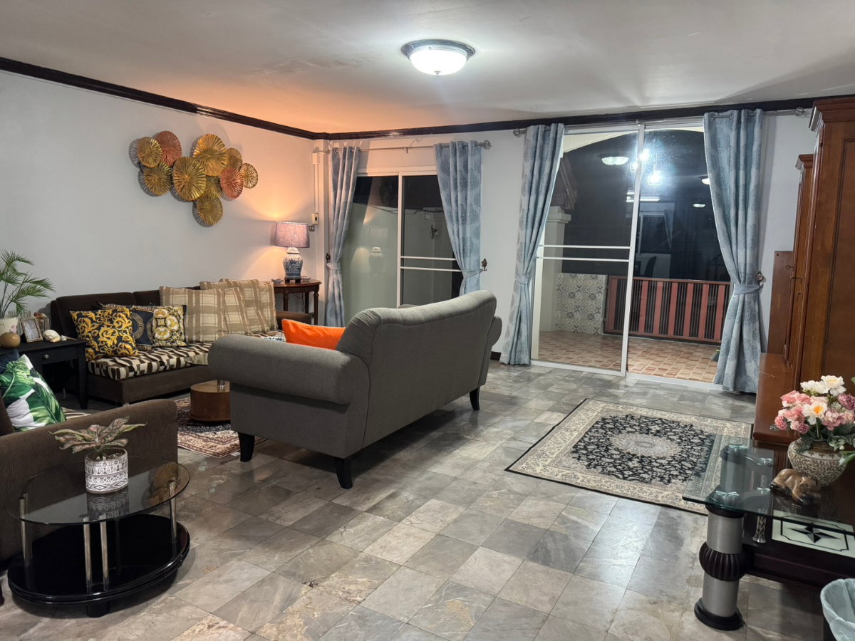 picture Townhome / Home-office for Rent at Royal Nakarin Villa - 19/32