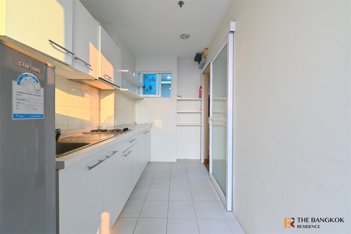 picture Life@Ratchada - Huaikhwang Room available, great price near MRT Huai Khwang Station - 5/10