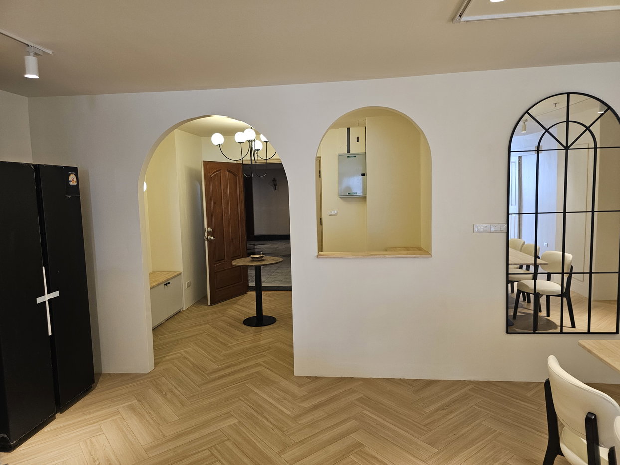 picture Las Colinas 4 bedrooms, for sale - 11/23