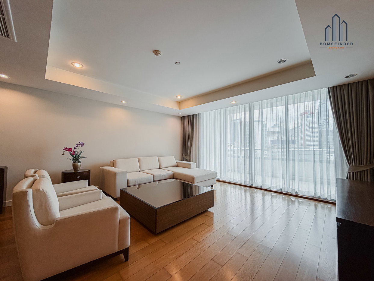picture Chamchuri Square Residence 3 bedrooms, for rent - 1/12