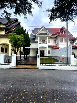 เช่าบ้านแฝด เชียงใหม่ : บ้านว่างให้เช่าใกล้กาดฝรั่งเชียงใหม่