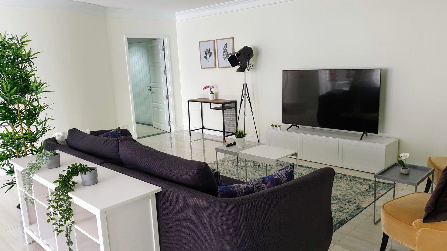 picture Le Premier 1 2 bedrooms, for rent - 4/13