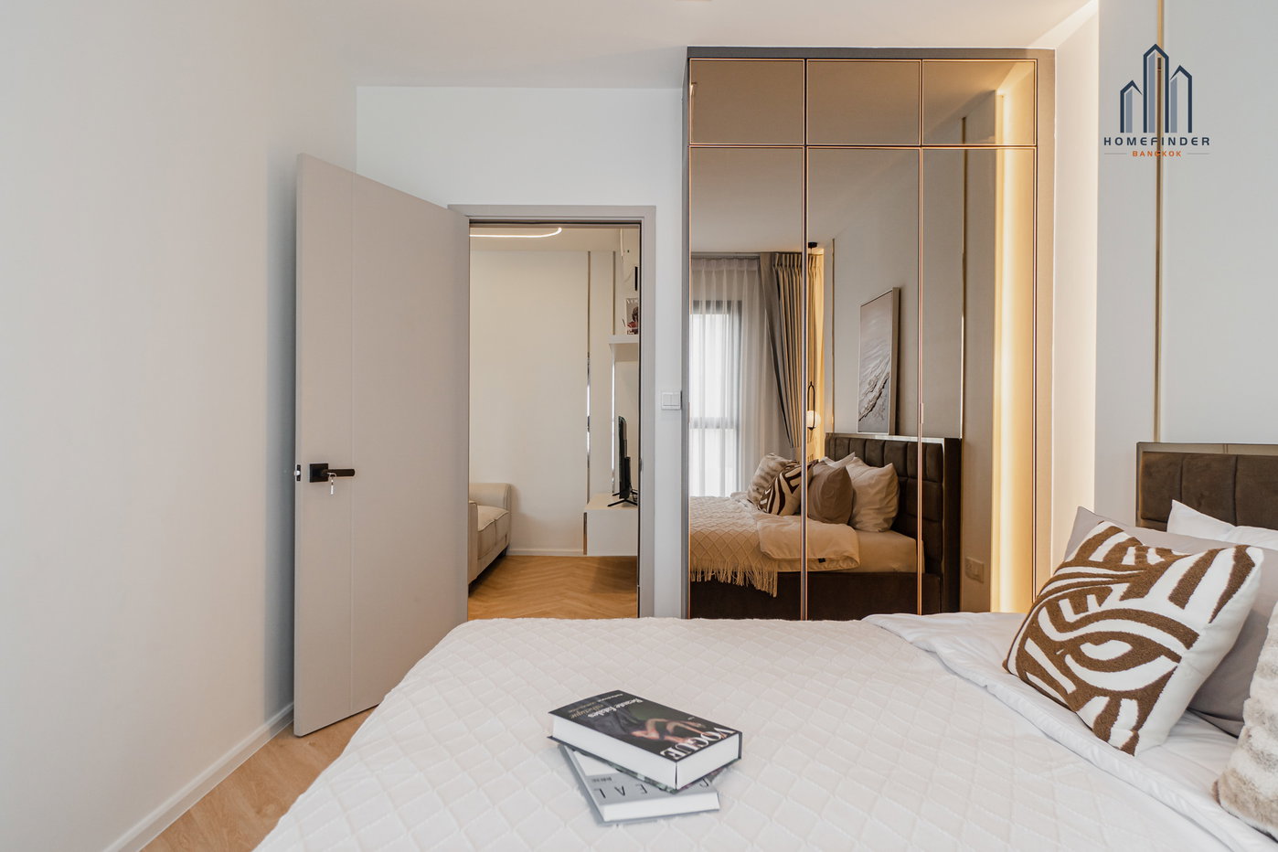 picture Life Sukhumvit 48 2 bedrooms, for sale - 11/19