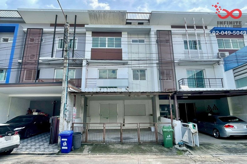 ขายทาวน์เฮาส์ 3 ชั้น เนอวานา พาร์ค สุขุมวิท 77 อ่อนนุช ประเวศ 21 ตร.ว.