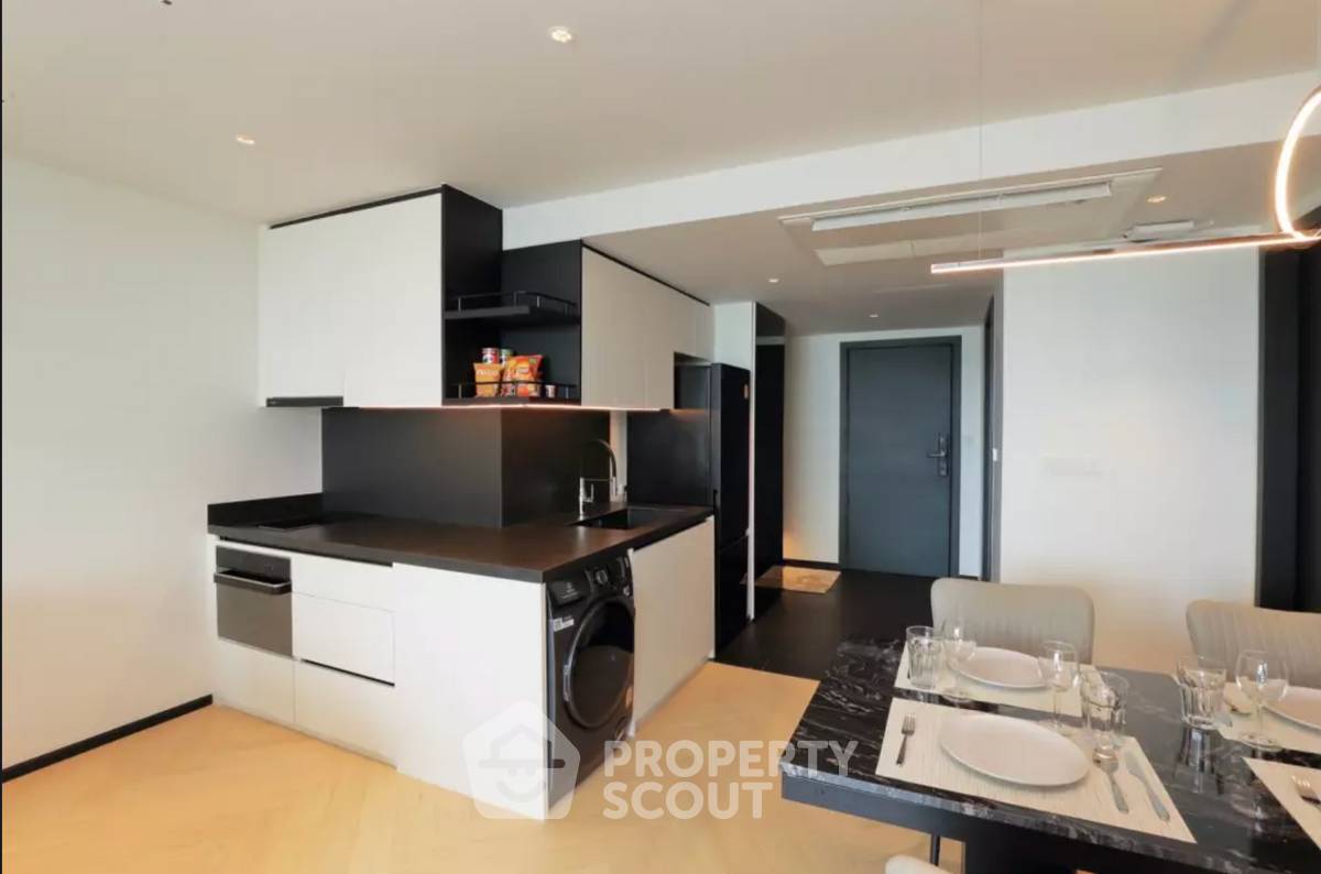 picture 1-BR Condo at Lake Avenue Sukhumvit 16 near BTS Asok (ID 3244047) - 5/12