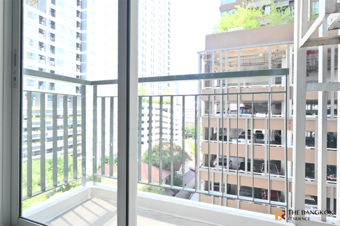 Aspire Rama 9 Beautiful Room, Ready-to-move-in near MRT Rama 9 Station