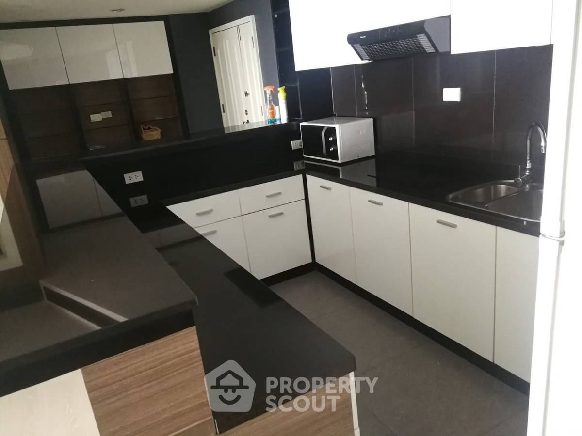 picture 2-BR Condo at Las Colinas near BTS Asok (ID 2751416) - 4/7