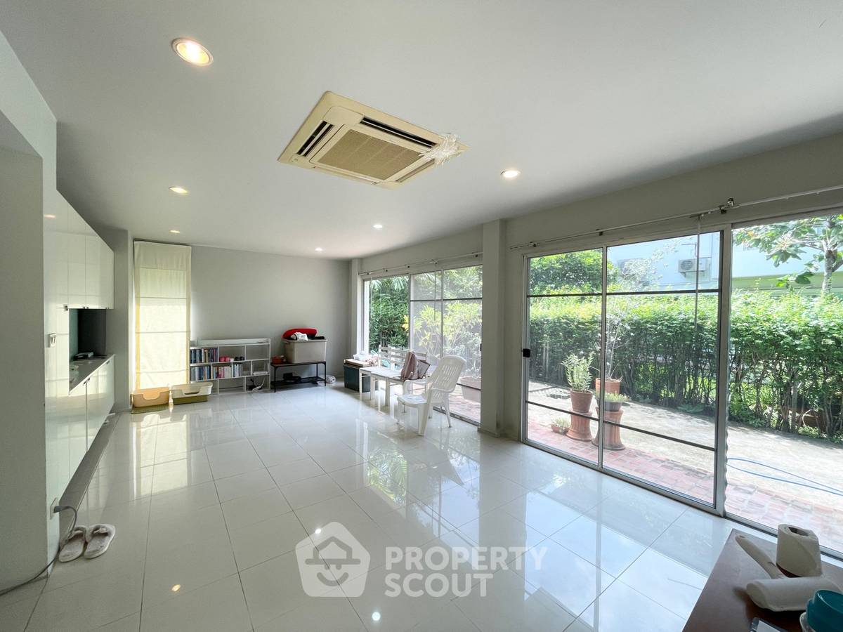รูป บ้าน 3 ห้องนอน 224 ตารางเมตร Noble Geo Watcharapol ขายบางเขน (ID 3387657) - รูปที่ 3/25