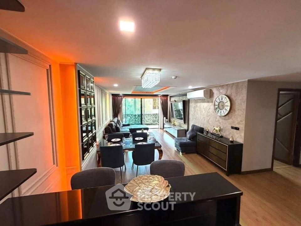 picture 97 Sqm 2-BR Condo At Regent Pratumnak Condominium (ID 3386543) - 2/18