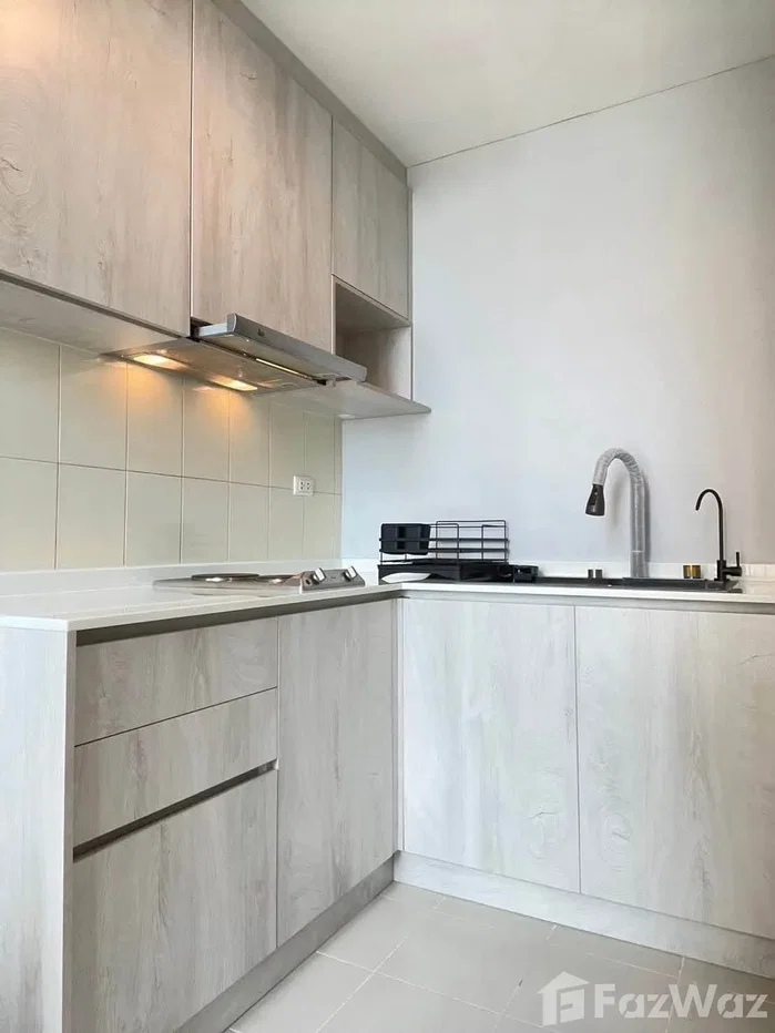 picture 2 Bedrooms Condo for Rent at 6837497 - 13/13