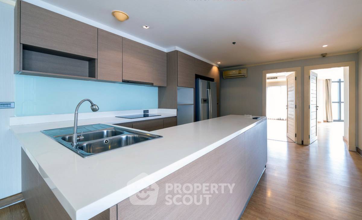 รูป ชั้น 37 ห้อง 4 ห้องนอน ขนาด 192 ตร.ม. State Tower Condominium ใกล้ BTS สะพานตากสิน (ID 2678218) - รูปที่ 7/8
