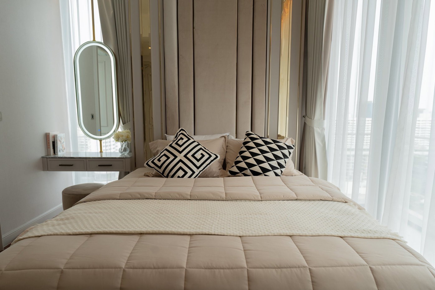 picture KHUN by YOO inspired by Starck 2 bedrooms, for rent - 10/37