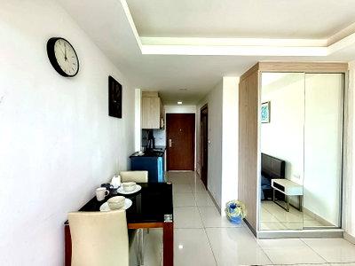 Condos for sale : Studio Condo for Sale Laguna Beach Resort 2