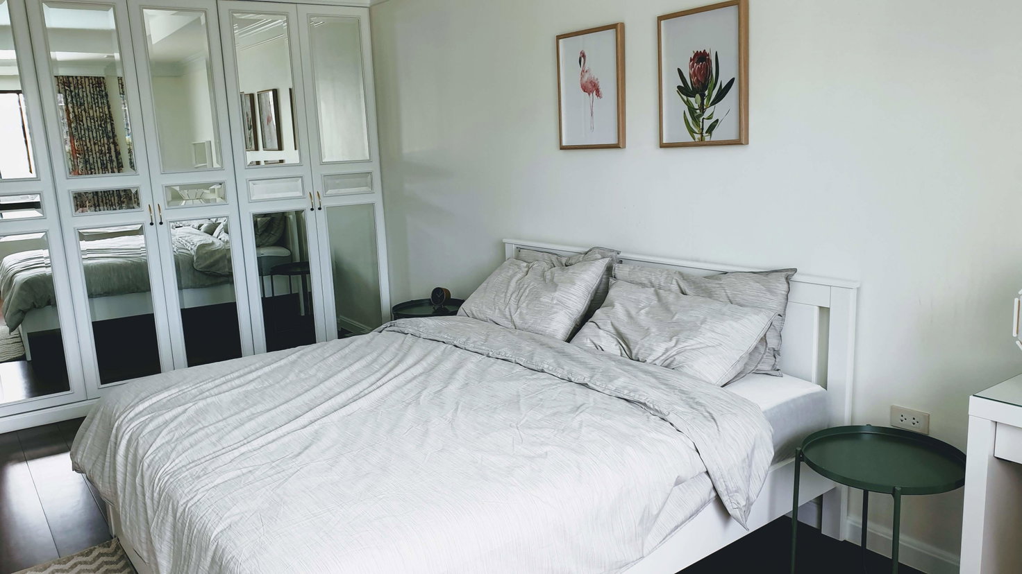picture Le Premier 1 2 bedrooms, for rent - 1/13