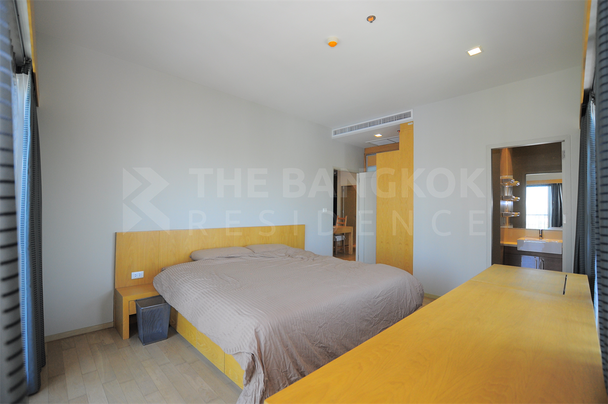 picture Noble Reveal near BTS Ekkamai Convenient Travel, Great Value per Square Meter - 4/10